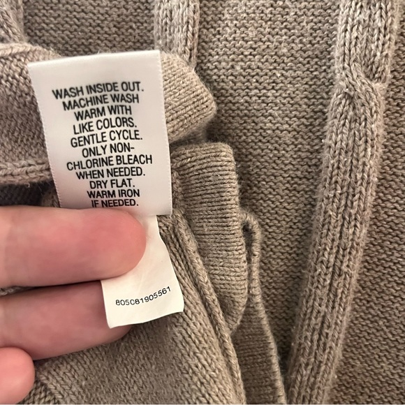 Classic 100% Cotton Cardigan in Taupe Gray - Size M - Picture 8 of 8